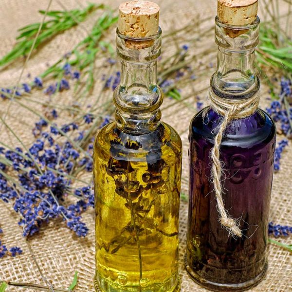 oli-essenziali-per-naturopatia-in-studio-da-barbara-stanghi